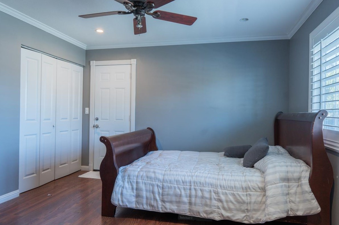 520 Taft Ct, Gilroy CA  95020-4607 exterior