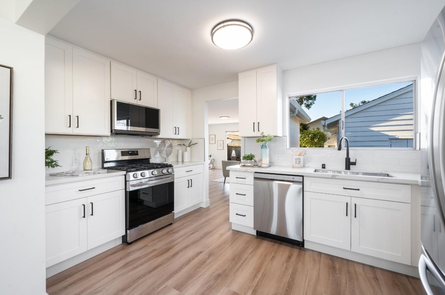 23 Prague St, San Mateo CA  94401-1310 exterior