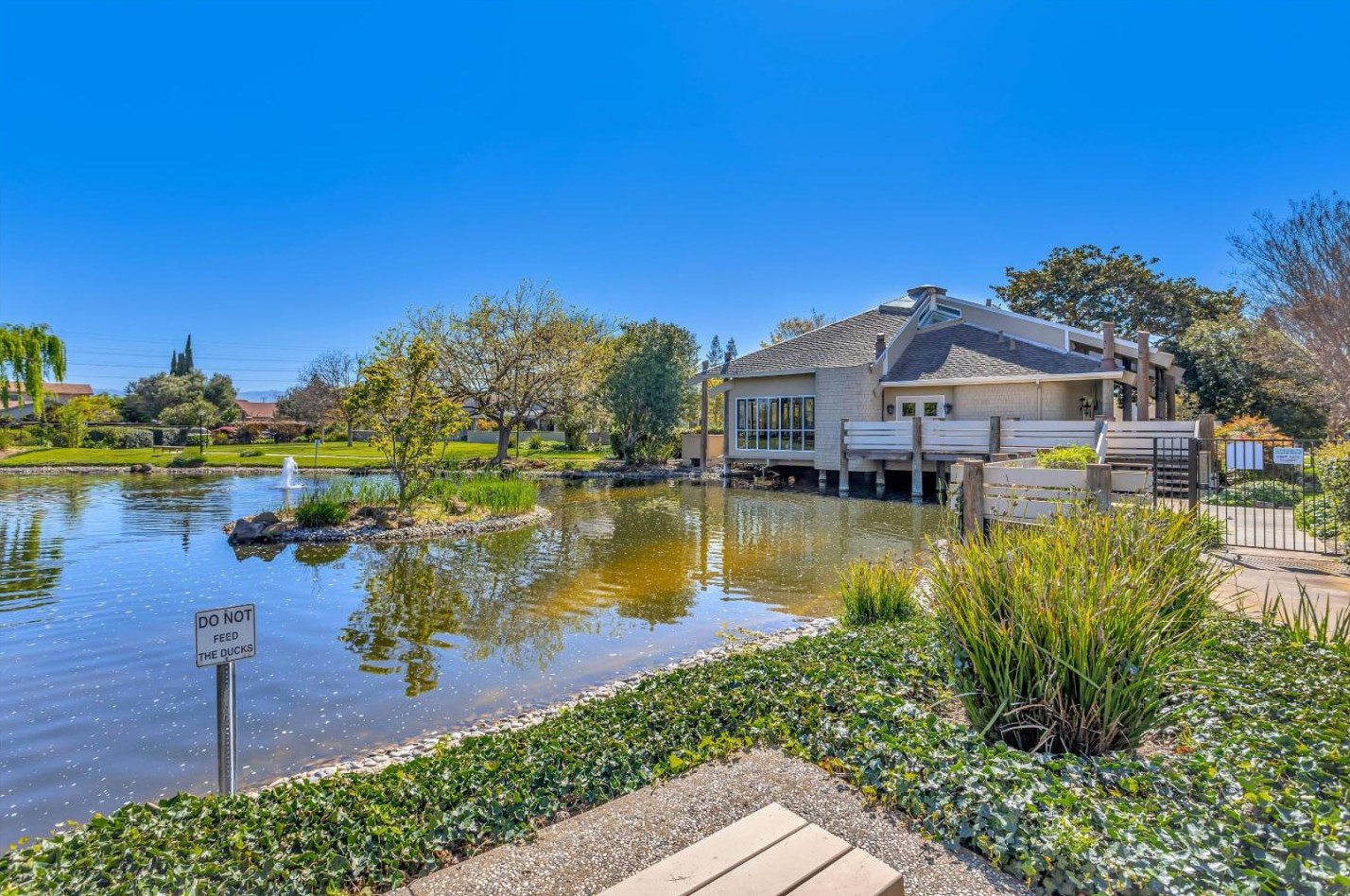 2370 Shoreside Ct, Santa Clara CA  95054-1350 exterior