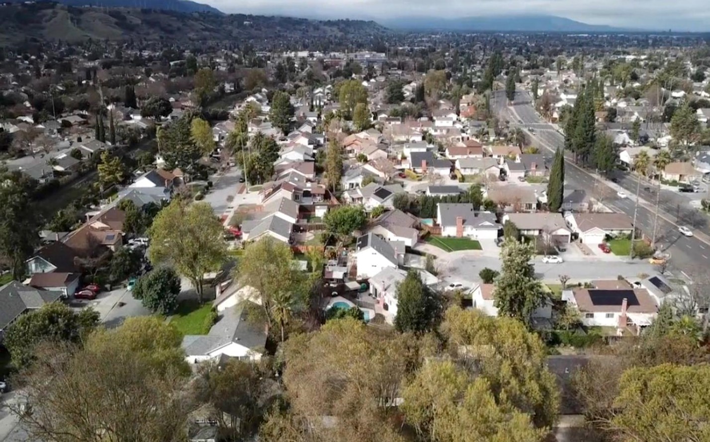 6137 Ashburton Dr, San Jose CA  95123-5007 exterior