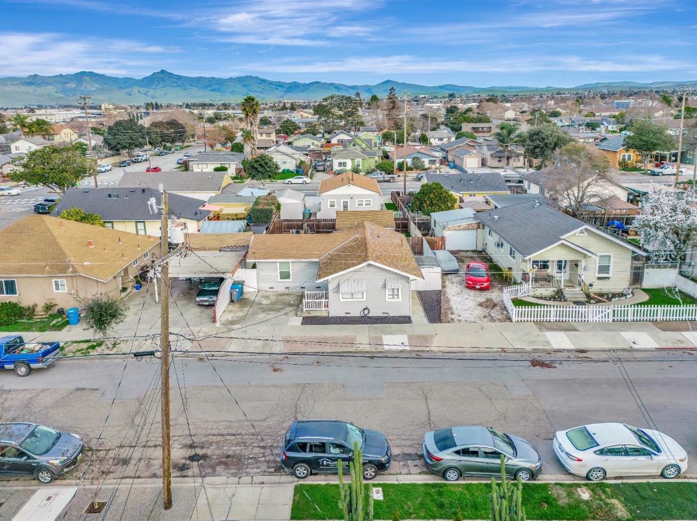 1023 Victoria St, Hollister CA  95023-4847 exterior