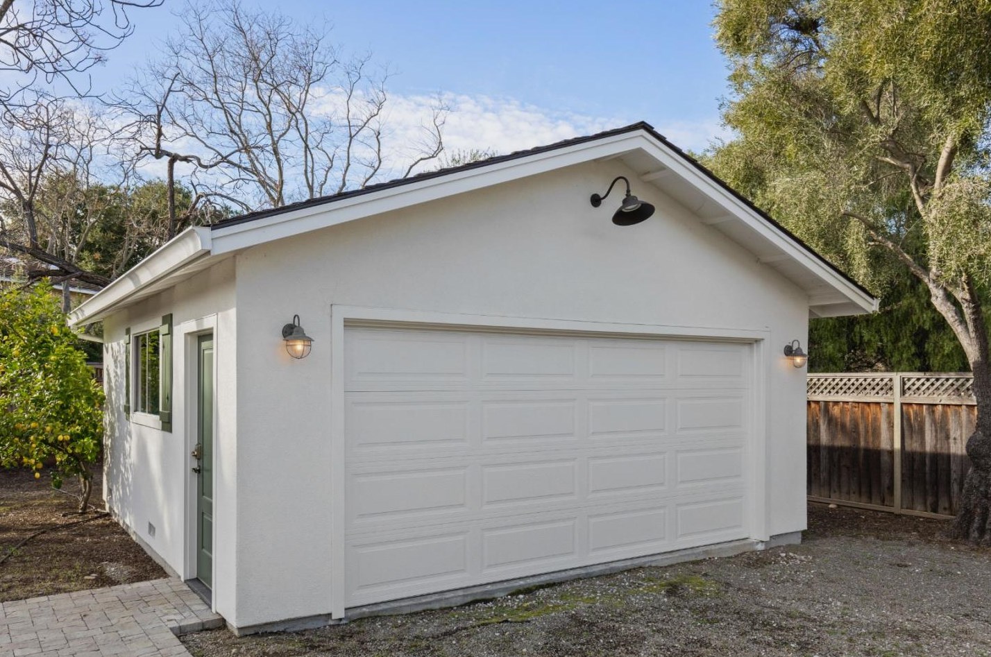 1200 Grant Rd, Los Altos CA  94024-5549 exterior