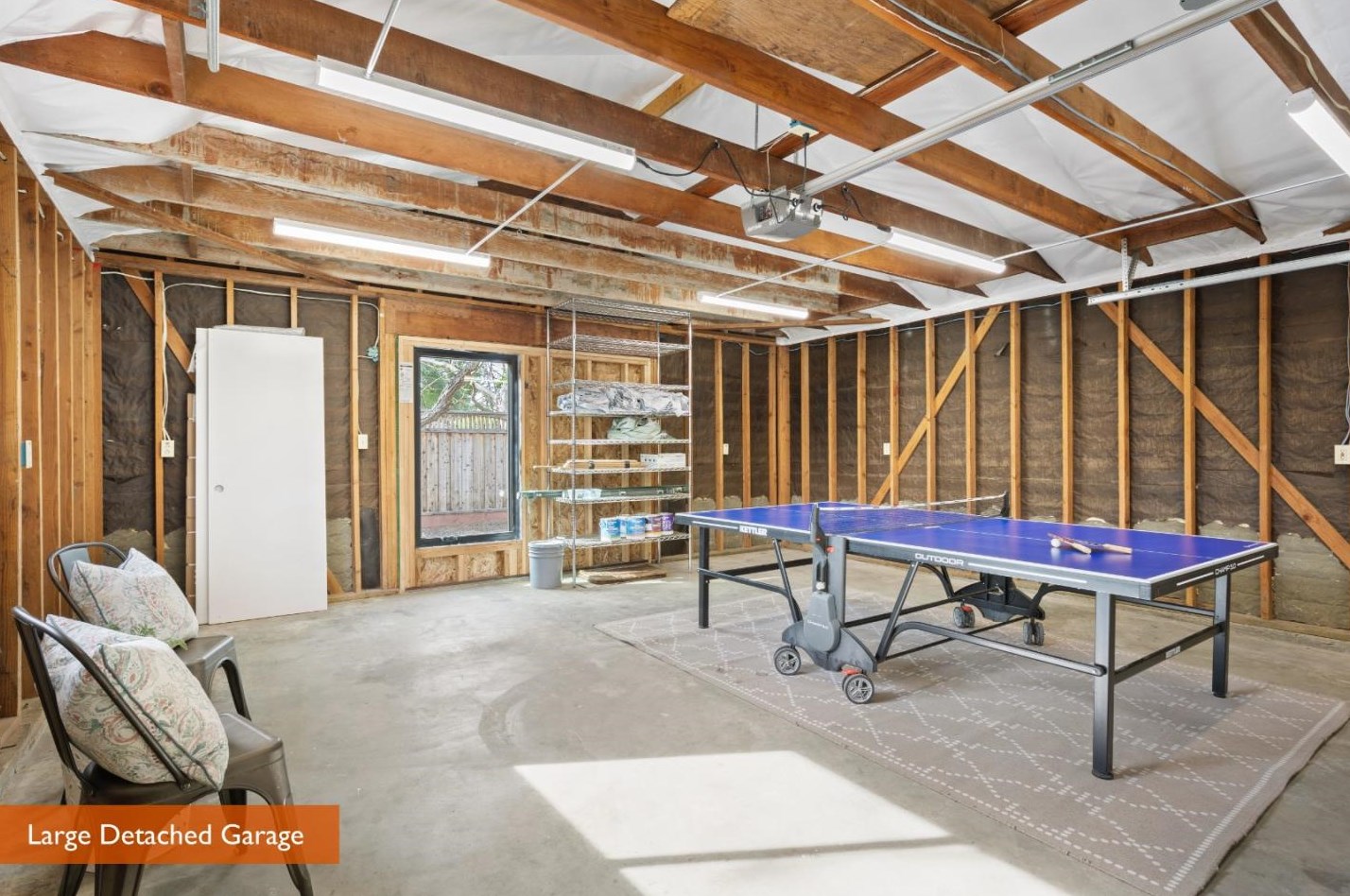 1200 Grant Rd, Los Altos CA  94024-5549 exterior