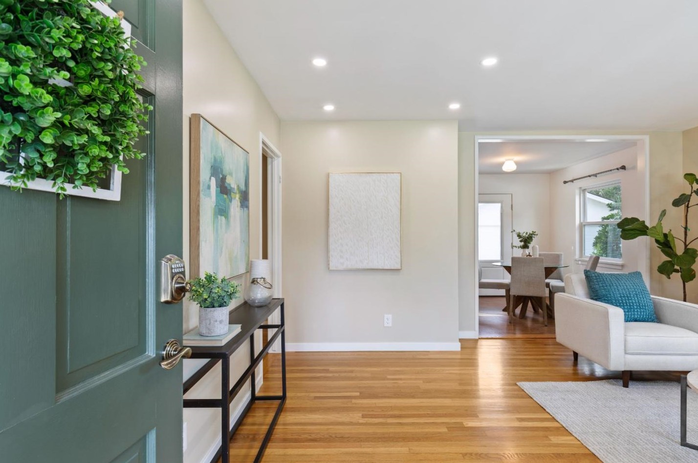 1200 Grant Rd, Los Altos CA  94024-5549 exterior