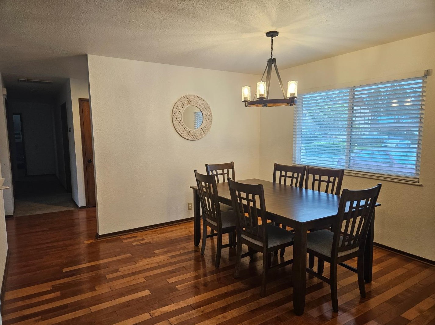1051 Greenwood Pl, Salinas CA  93901-1813 exterior