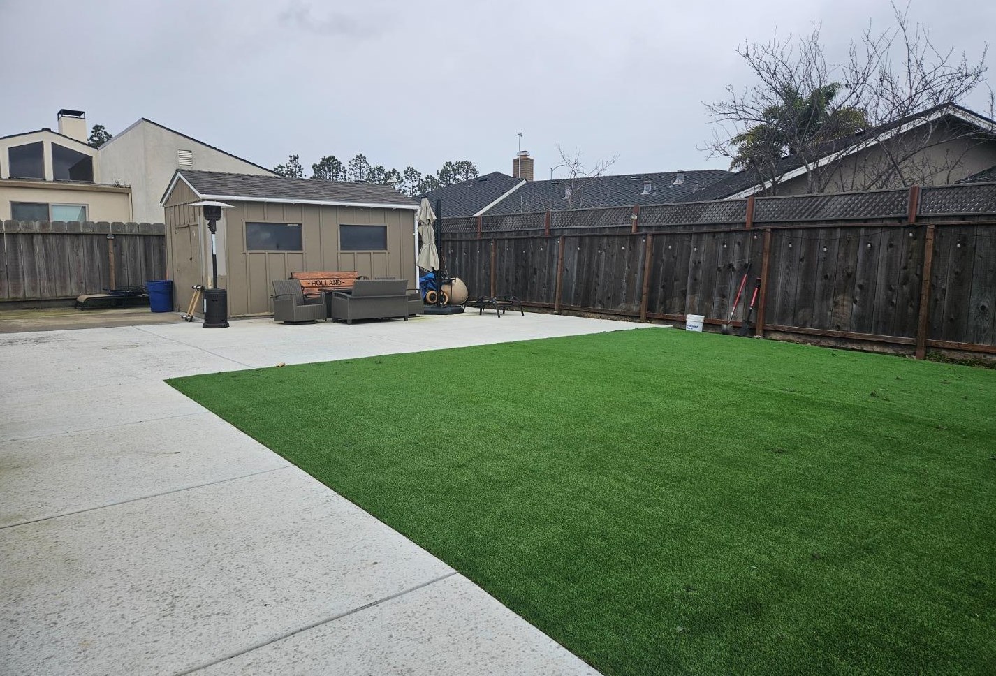 1051 Greenwood Pl, Salinas CA  93901-1813 exterior