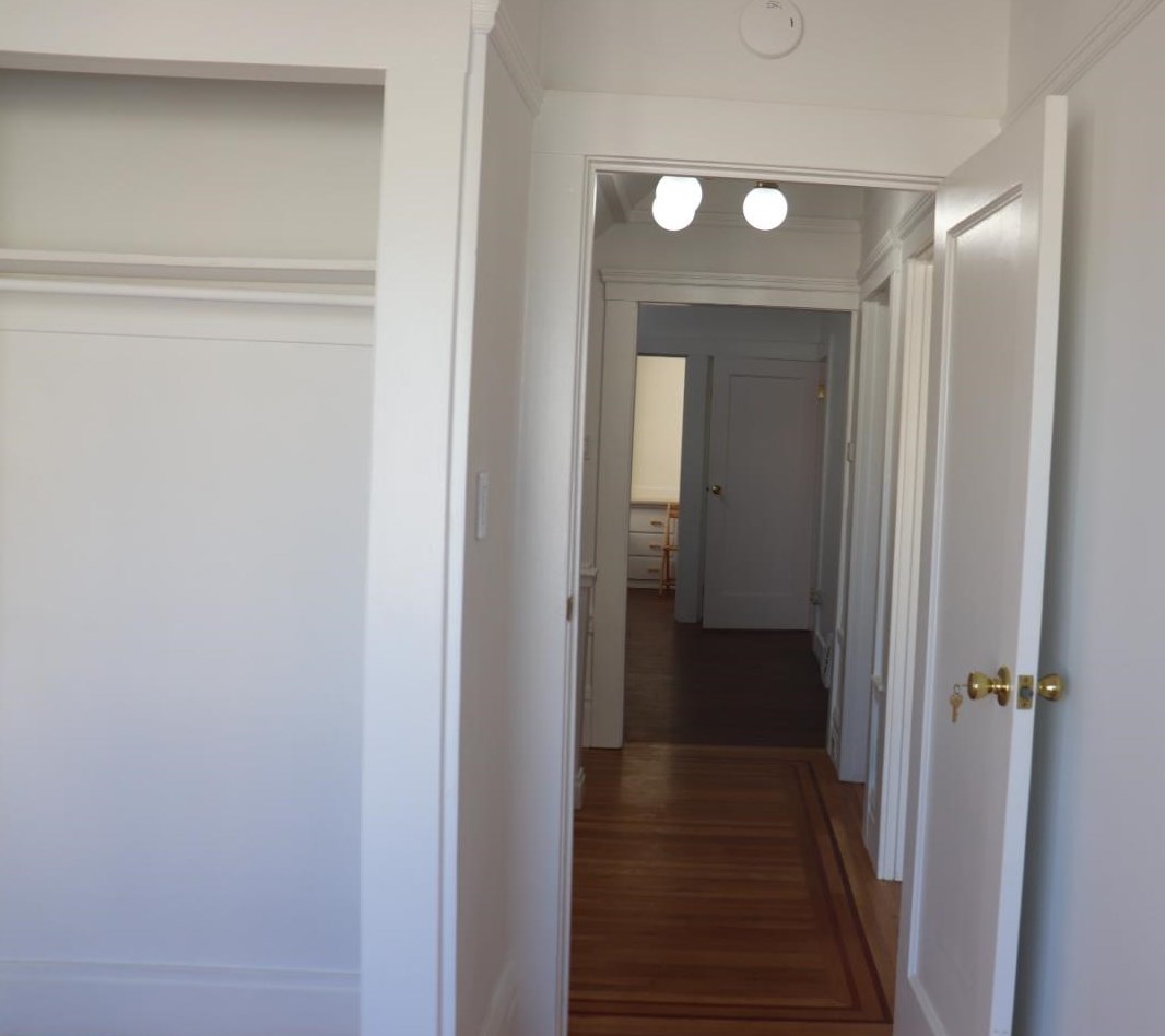 517 Paris St, San Francisco CA  94112-3510 exterior