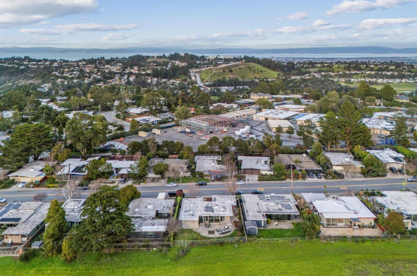 1636 Lexington Ave, San Mateo CA  94402-3836 exterior