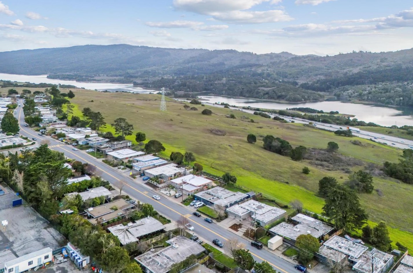 1636 Lexington Ave, San Mateo CA  94402-3836 exterior