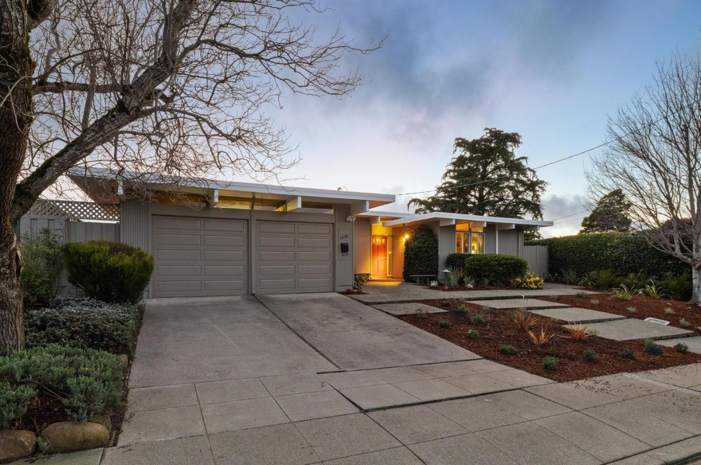1636 Lexington Ave, San Mateo CA  94402-3836 exterior