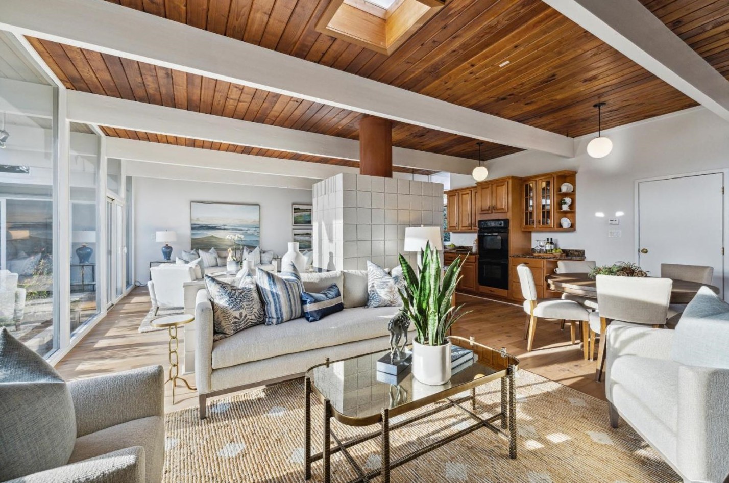 1636 Lexington Ave, San Mateo CA  94402-3836 exterior