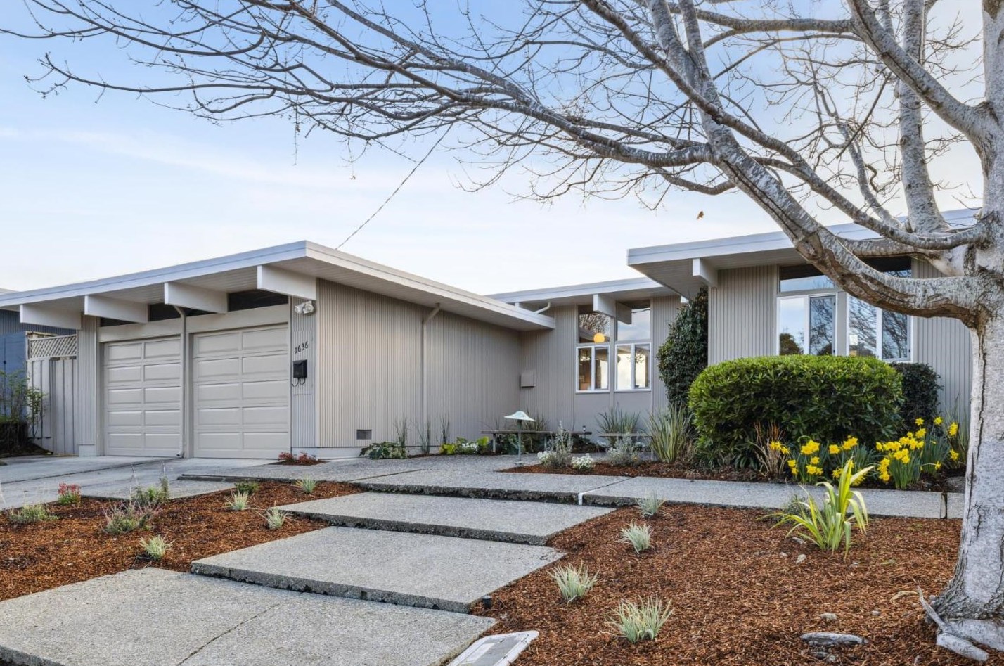 1636 Lexington Ave, San Mateo CA  94402-3836 exterior