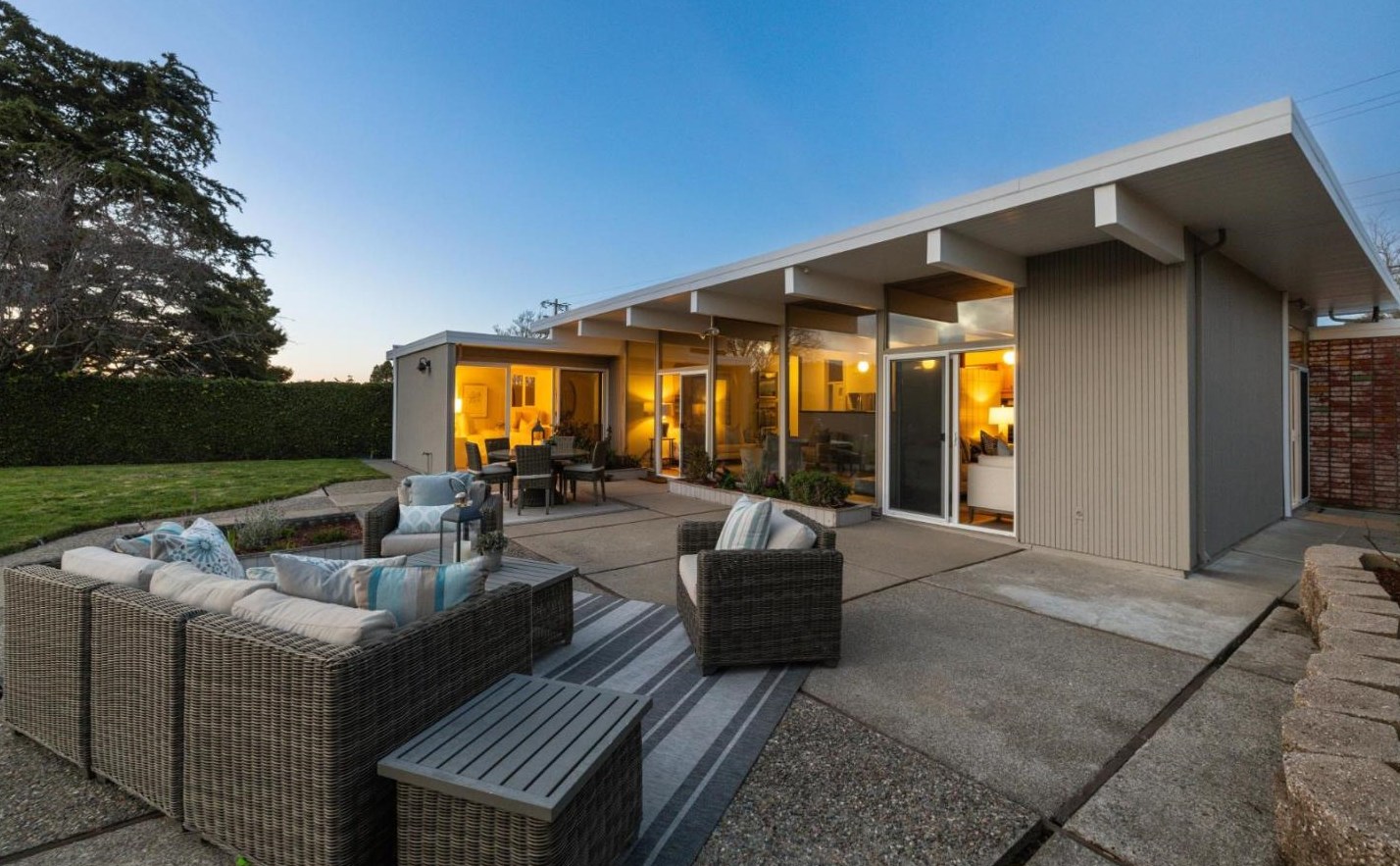 1636 Lexington Ave, San Mateo CA  94402-3836 exterior