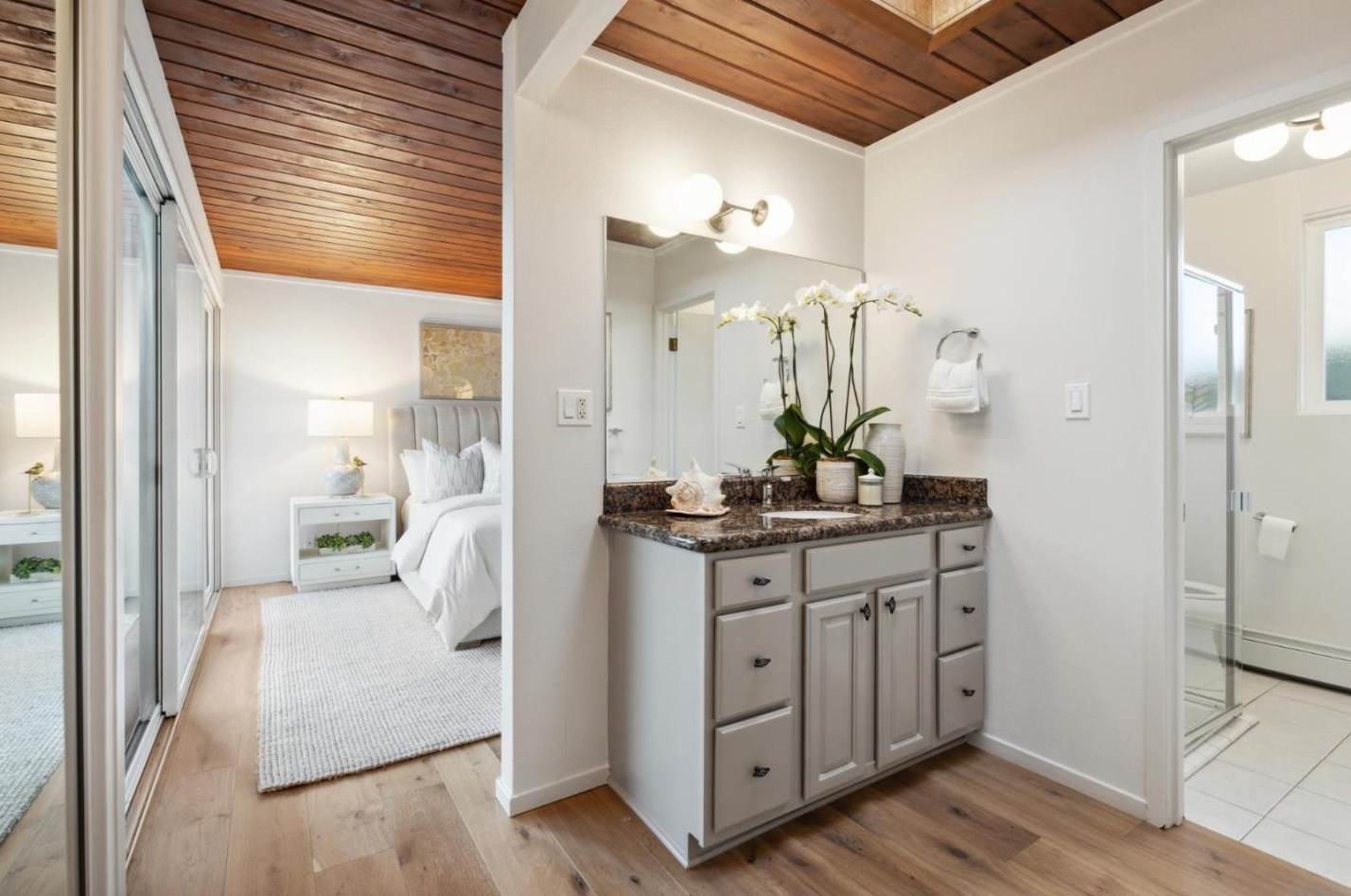 1636 Lexington Ave, San Mateo CA  94402-3836 exterior