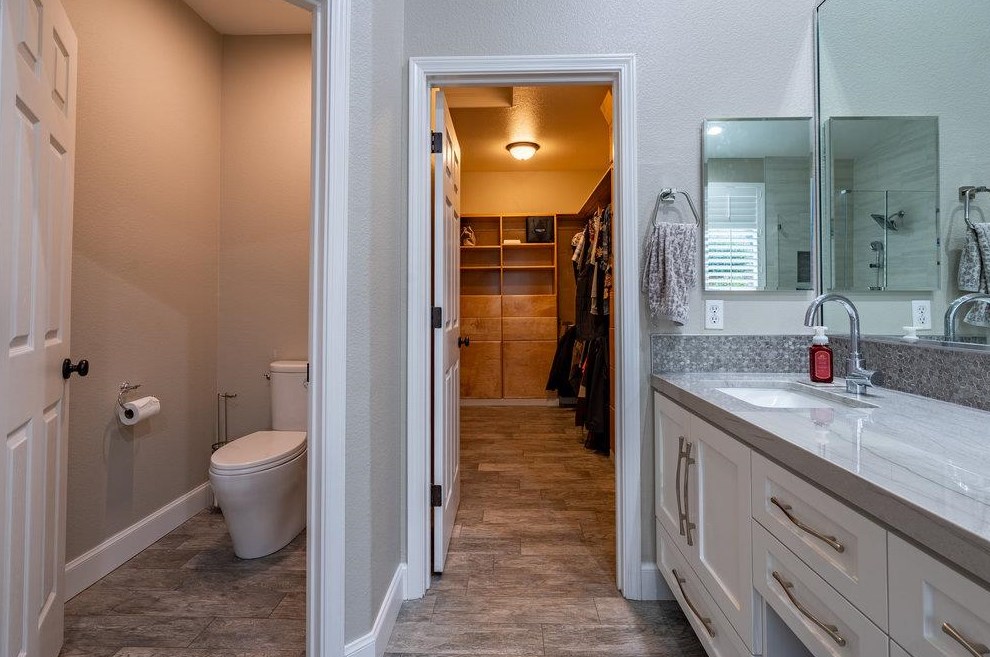 1235 Quail Ridge Way, Hollister CA  95023-9180 exterior