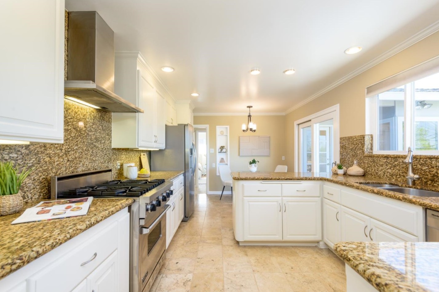 372 Virginia Ave, San Mateo CA  94402-2262 exterior