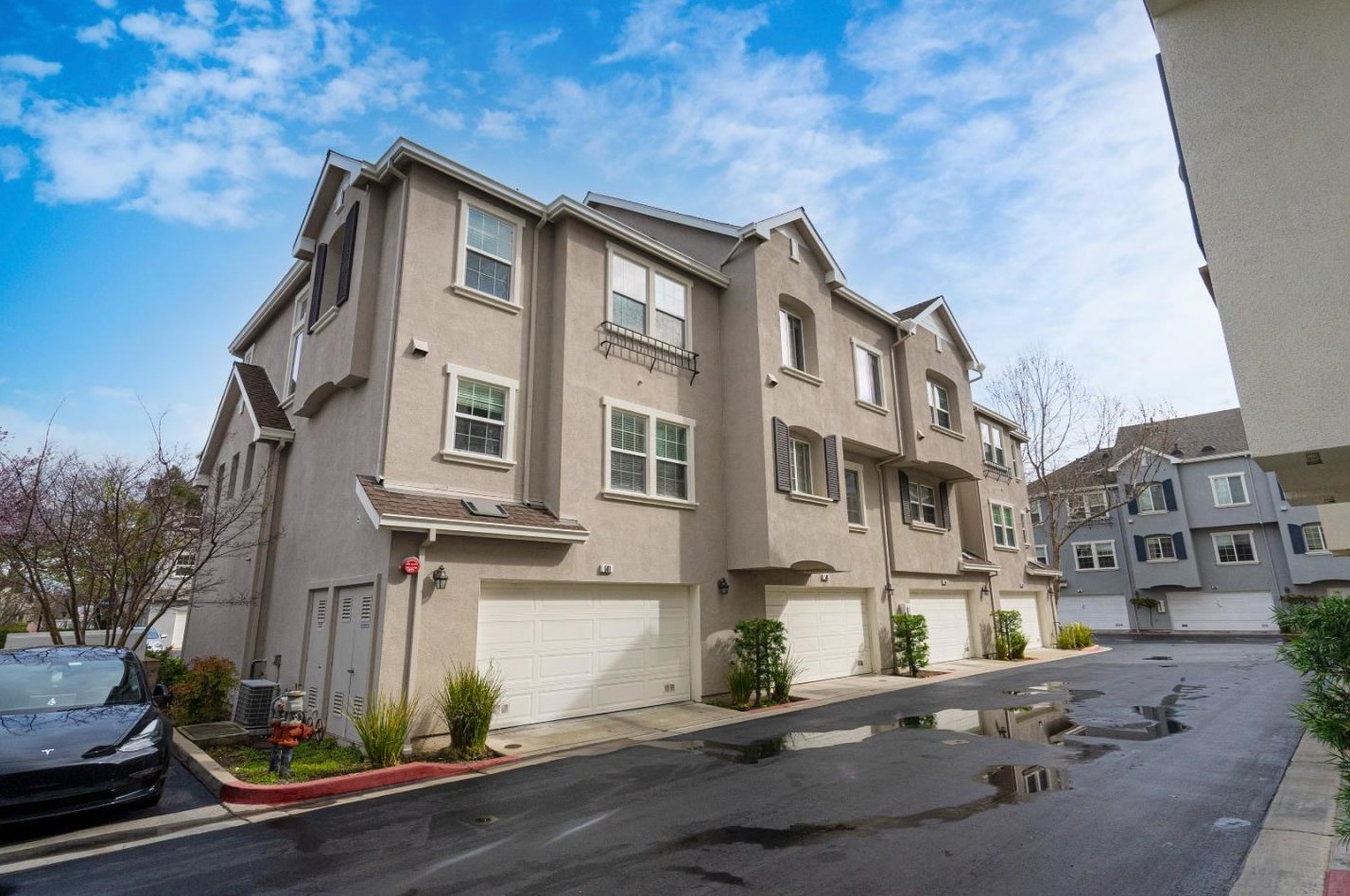 583 Monterey Ter, Sunnyvale CA  94089-1596 exterior