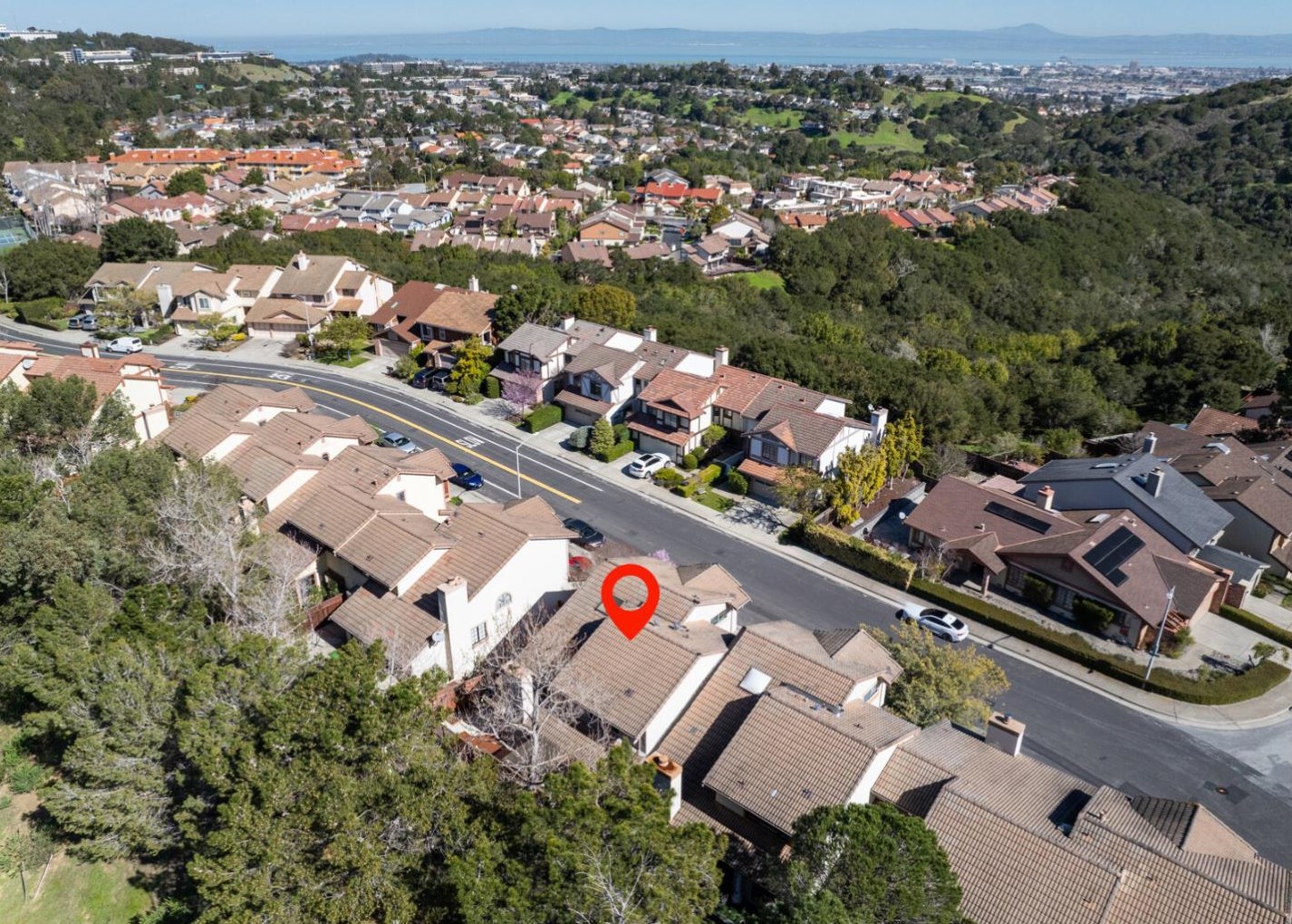 1850 Parkwood Dr, San Mateo CA  94403-3958 exterior