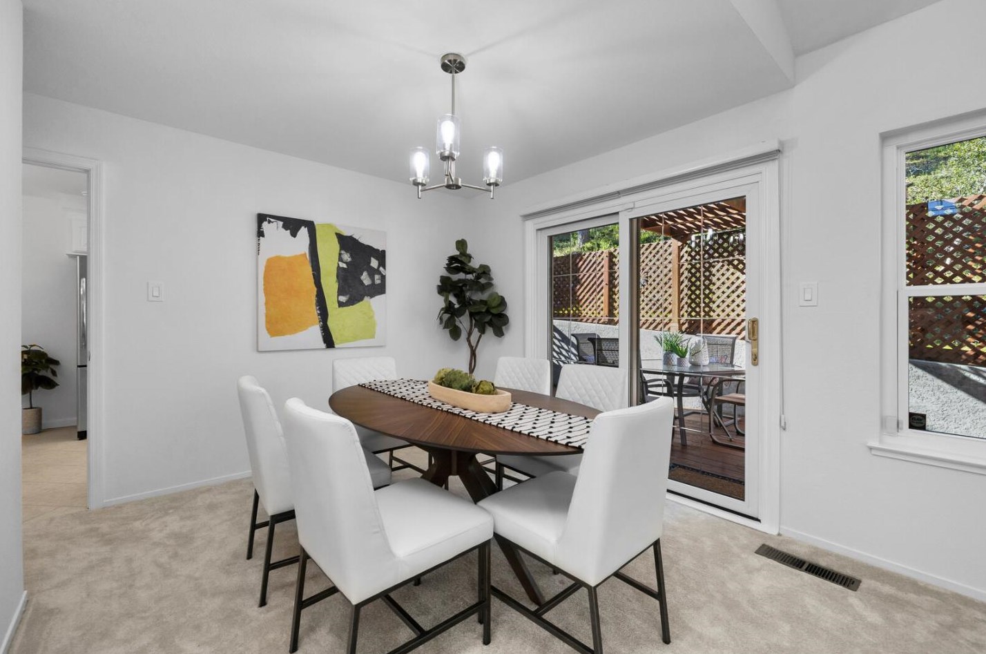 1850 Parkwood Dr, San Mateo CA  94403-3958 exterior