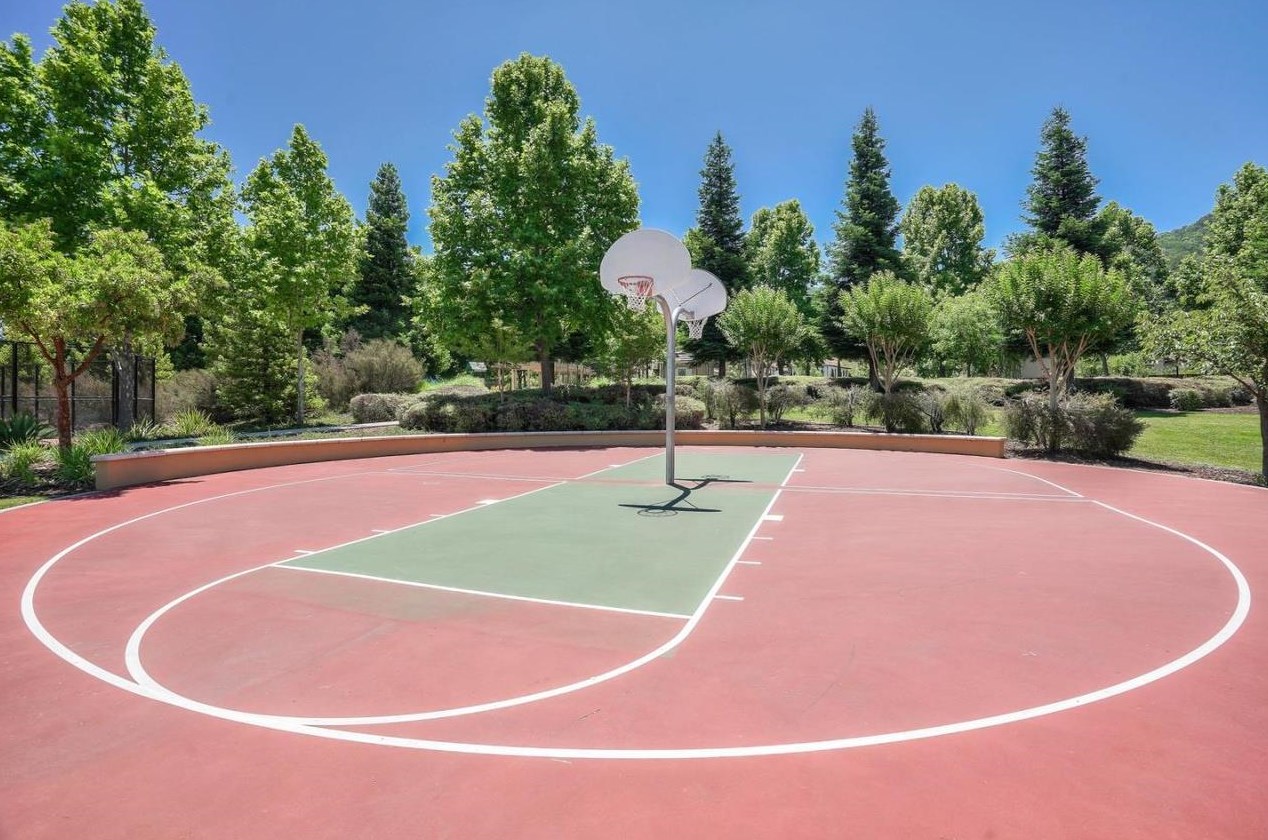 7145 Lahinch Dr, Gilroy CA  95020-3058 exterior