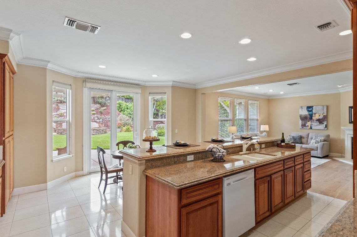 7145 Lahinch Dr, Gilroy CA  95020-3058 exterior