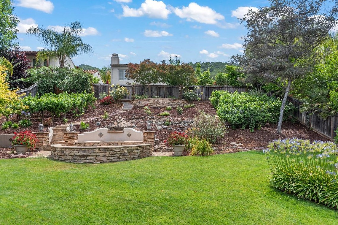 7145 Lahinch Dr, Gilroy CA  95020-3058 exterior