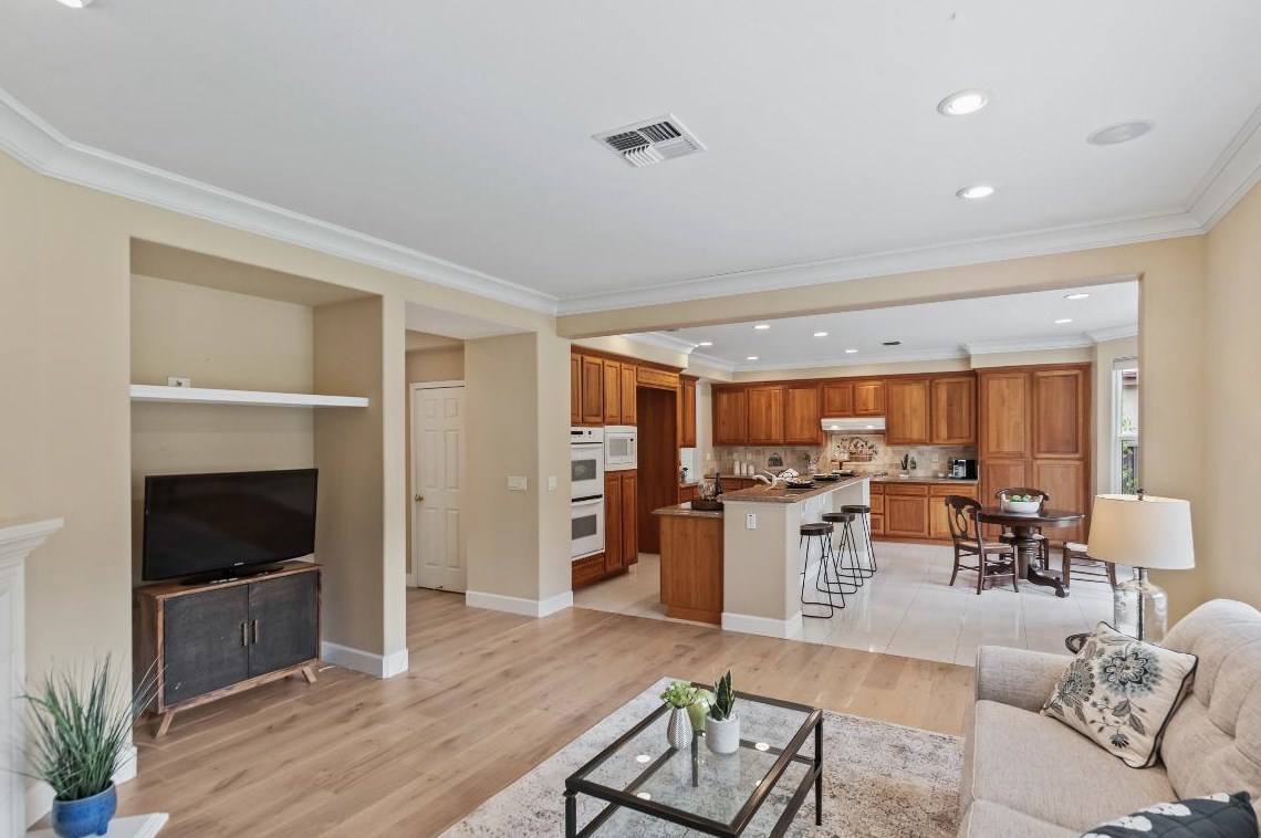 7145 Lahinch Dr, Gilroy CA  95020-3058 exterior