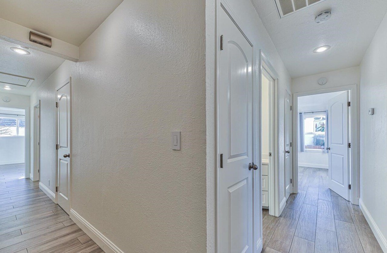 29 Nacional St, Salinas CA  93901-1322 exterior