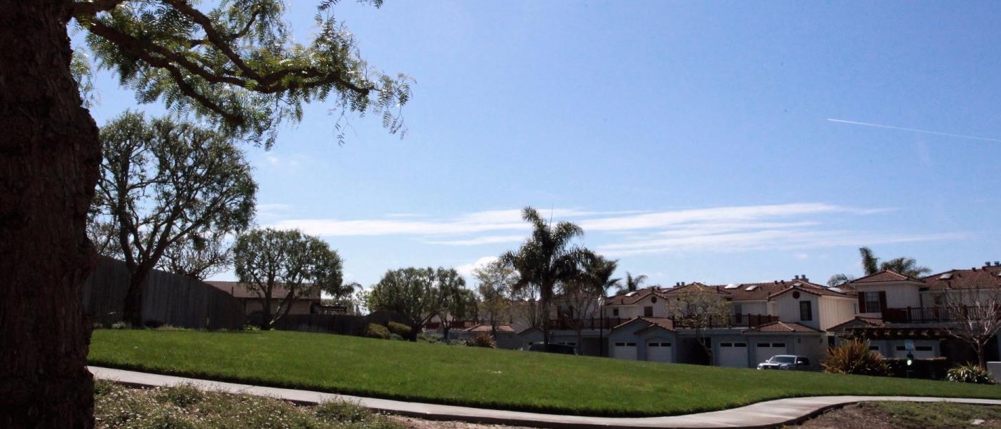 1295 Nogal Dr, Salinas CA  93905-3927 exterior