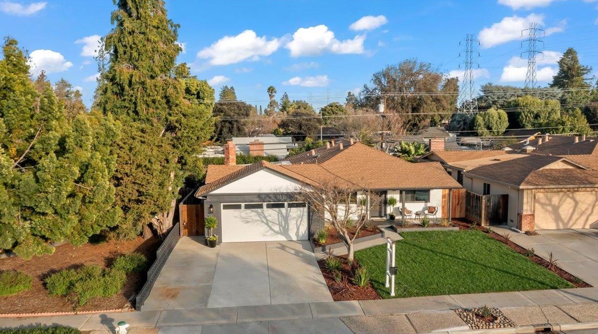 760 Peach Ave, Sunnyvale CA  94087-1147 exterior