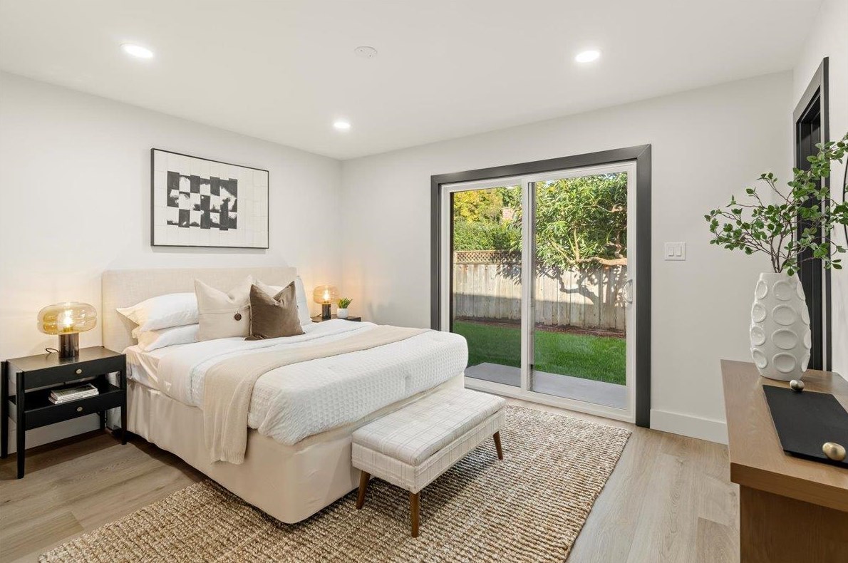 760 Peach Ave, Sunnyvale CA  94087-1147 exterior