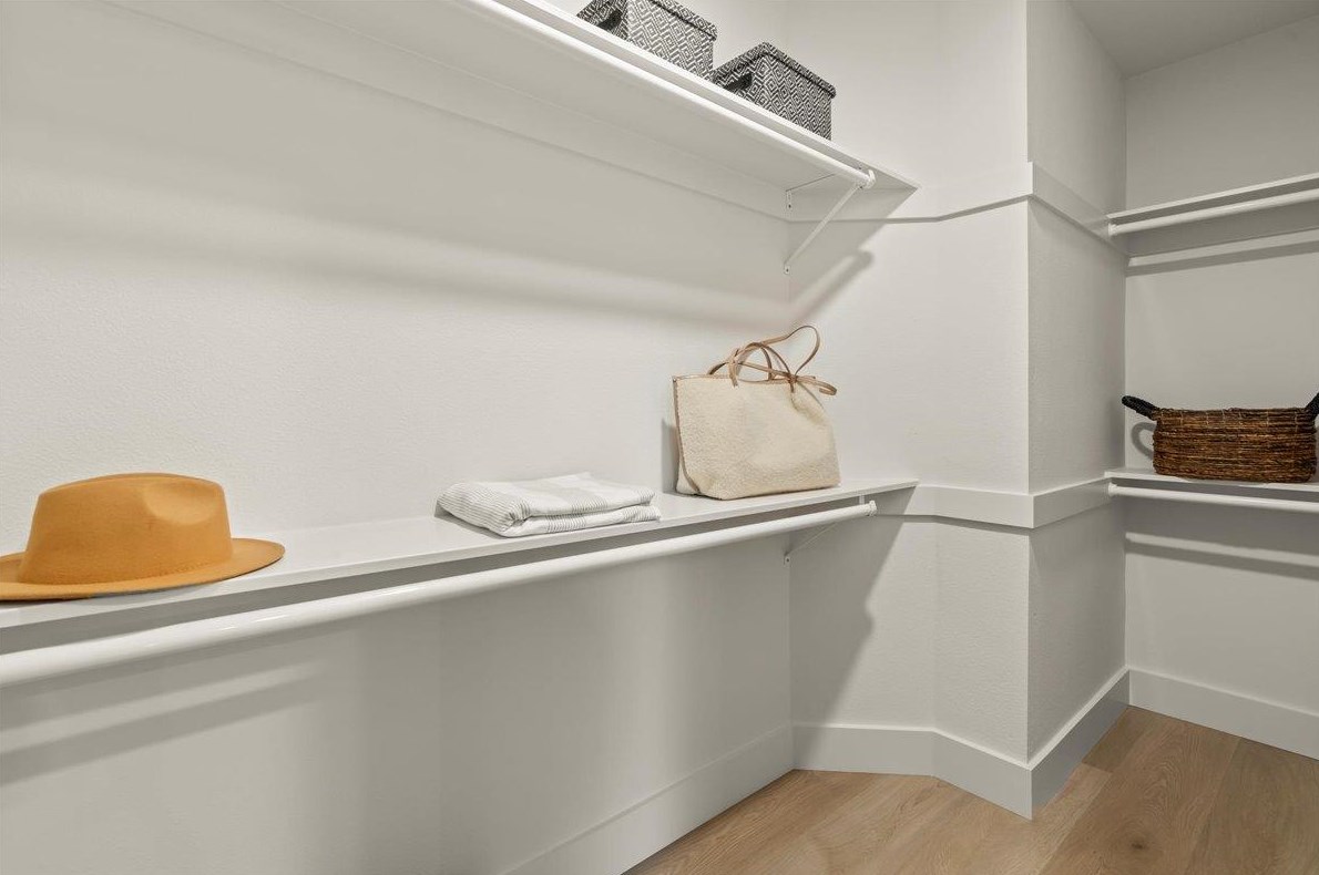 760 Peach Ave, Sunnyvale CA  94087-1147 exterior