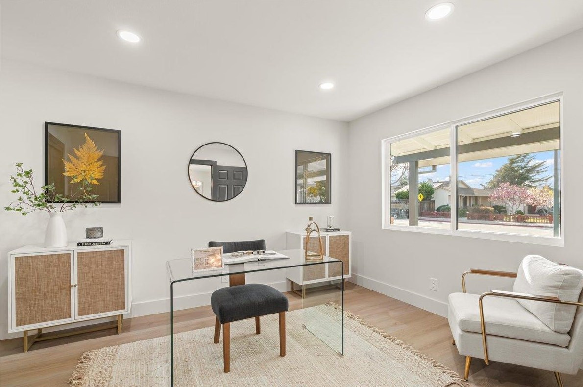 760 Peach Ave, Sunnyvale CA  94087-1147 exterior