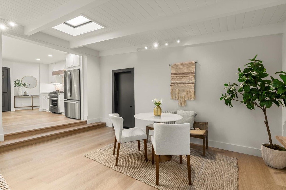 760 Peach Ave, Sunnyvale CA  94087-1147 exterior