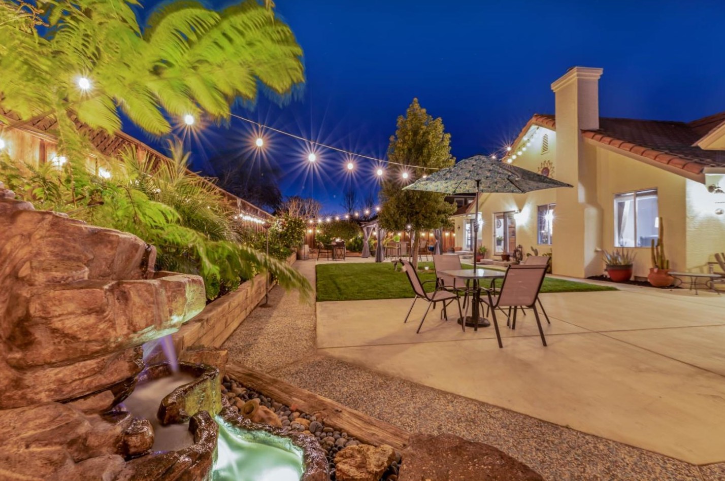 381 Tina Dr, Hollister CA  95023-7010 exterior