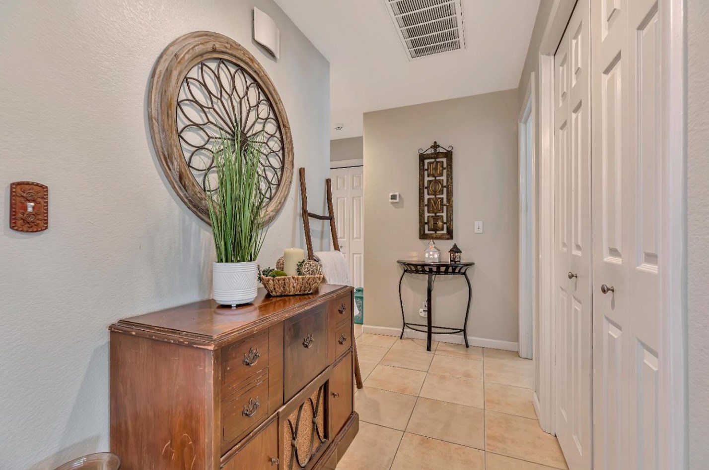 381 Tina Dr, Hollister CA  95023-7010 exterior