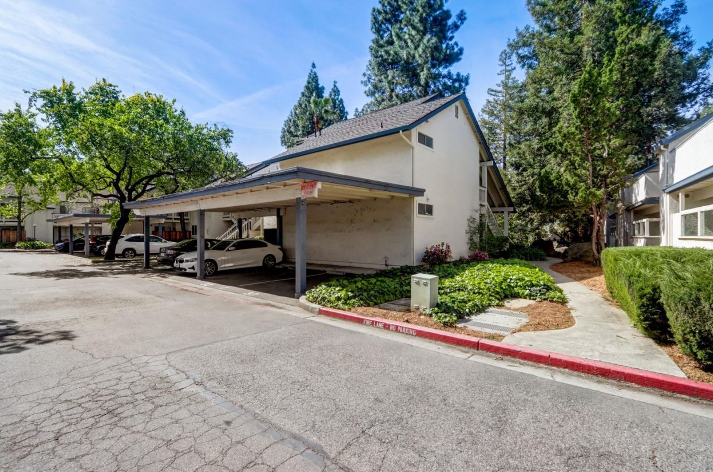 2255 Summerton Dr, San Jose CA  95122-3381 exterior