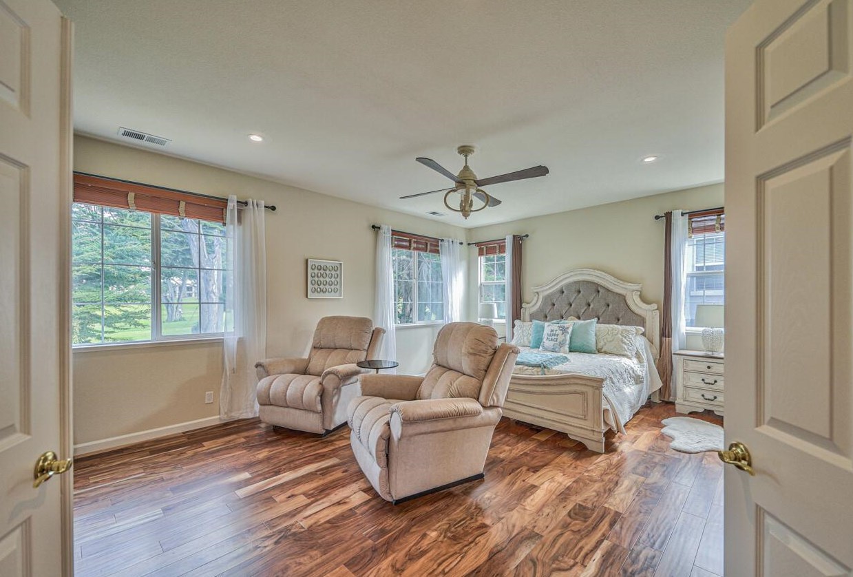 4380 Peninsula Point Dr, Seaside CA  93955-6527 exterior