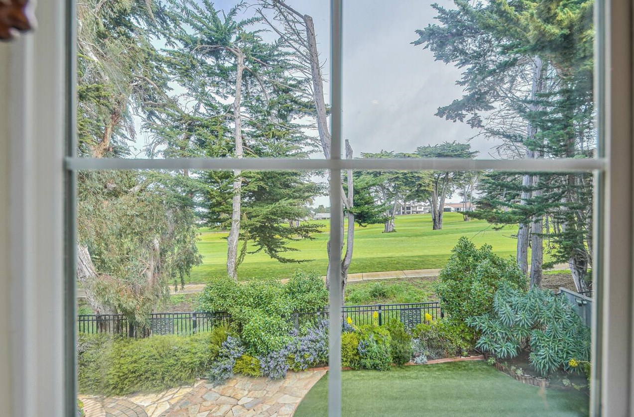 4380 Peninsula Point Dr, Seaside CA  93955-6527 exterior
