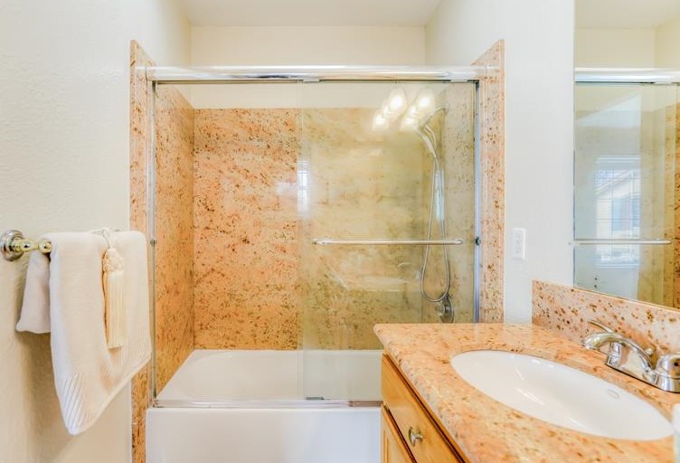 15358 Snowy Plover Ct, San Leandro CA  94579-2758 exterior