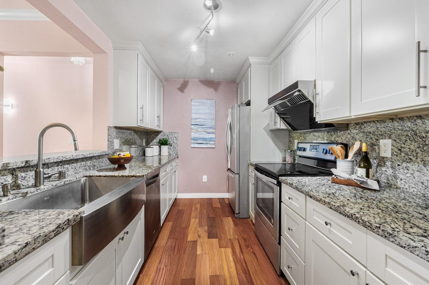 2208 Hastings Shore Ln, Redwood City CA  94065-2106 exterior