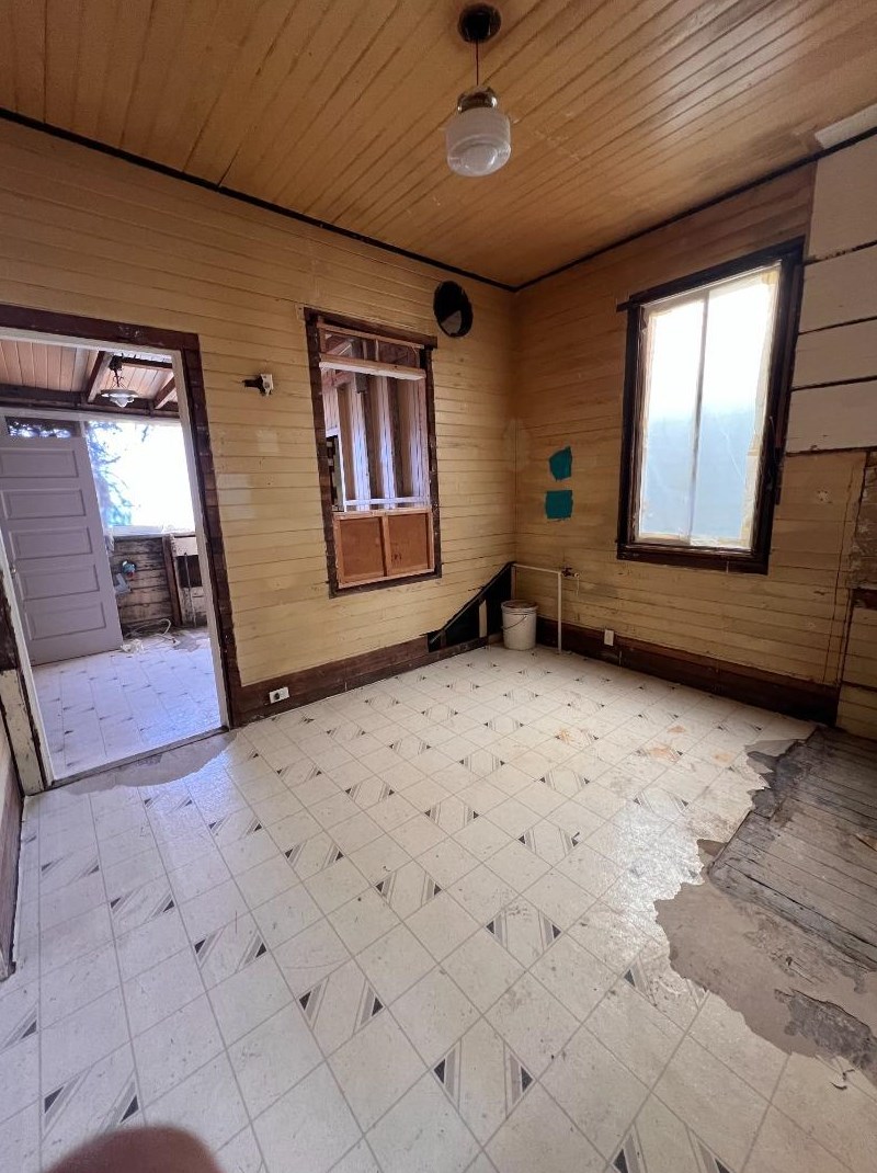 372 Moultrie St, San Francisco CA  94110-5619 exterior