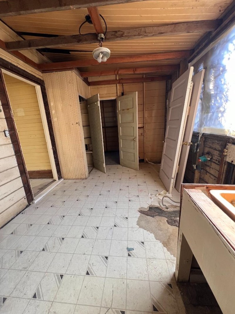 372 Moultrie St, San Francisco CA  94110-5619 exterior