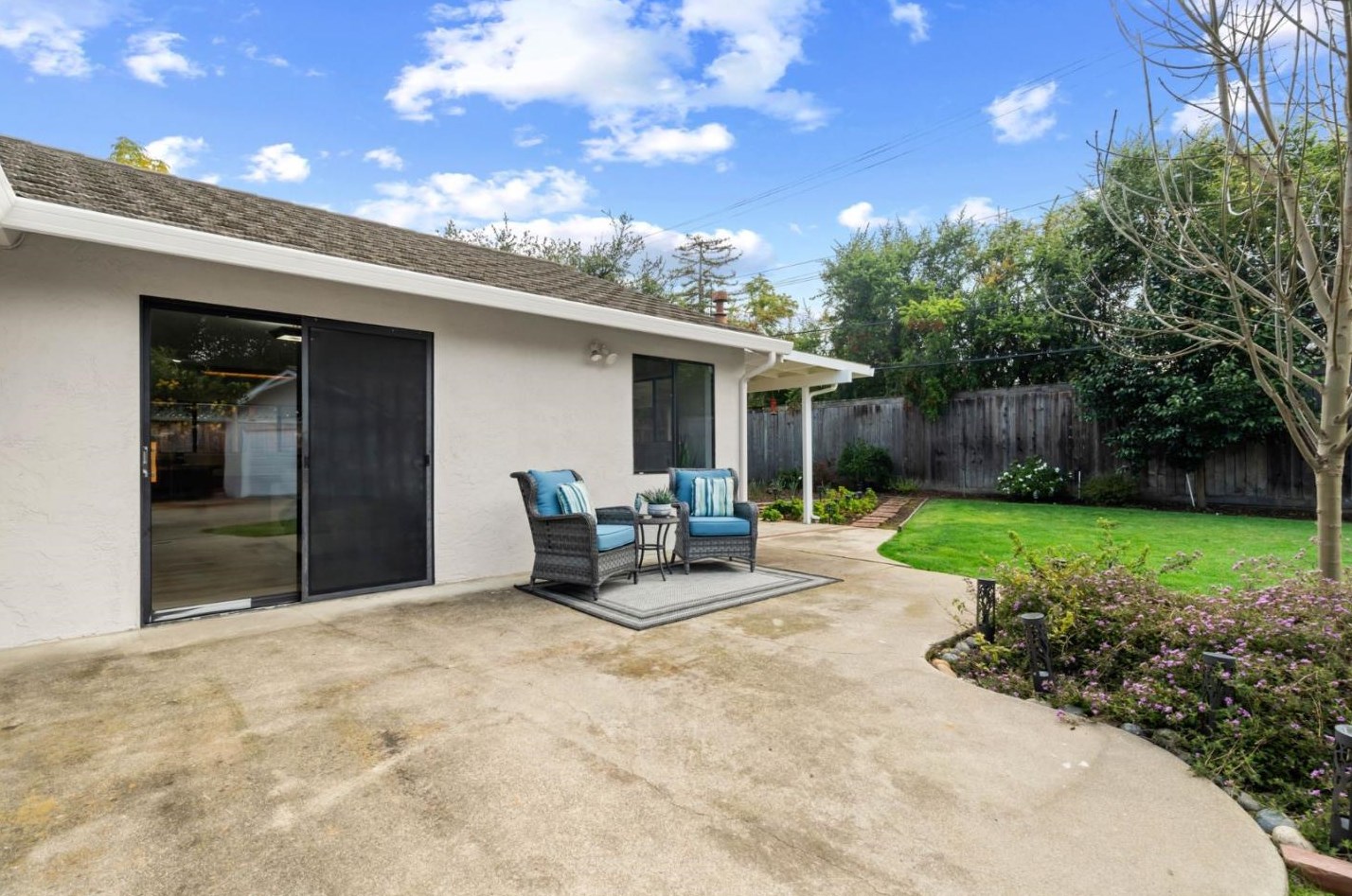 1980 Alford Ave, Los Altos CA  94024-6902 exterior