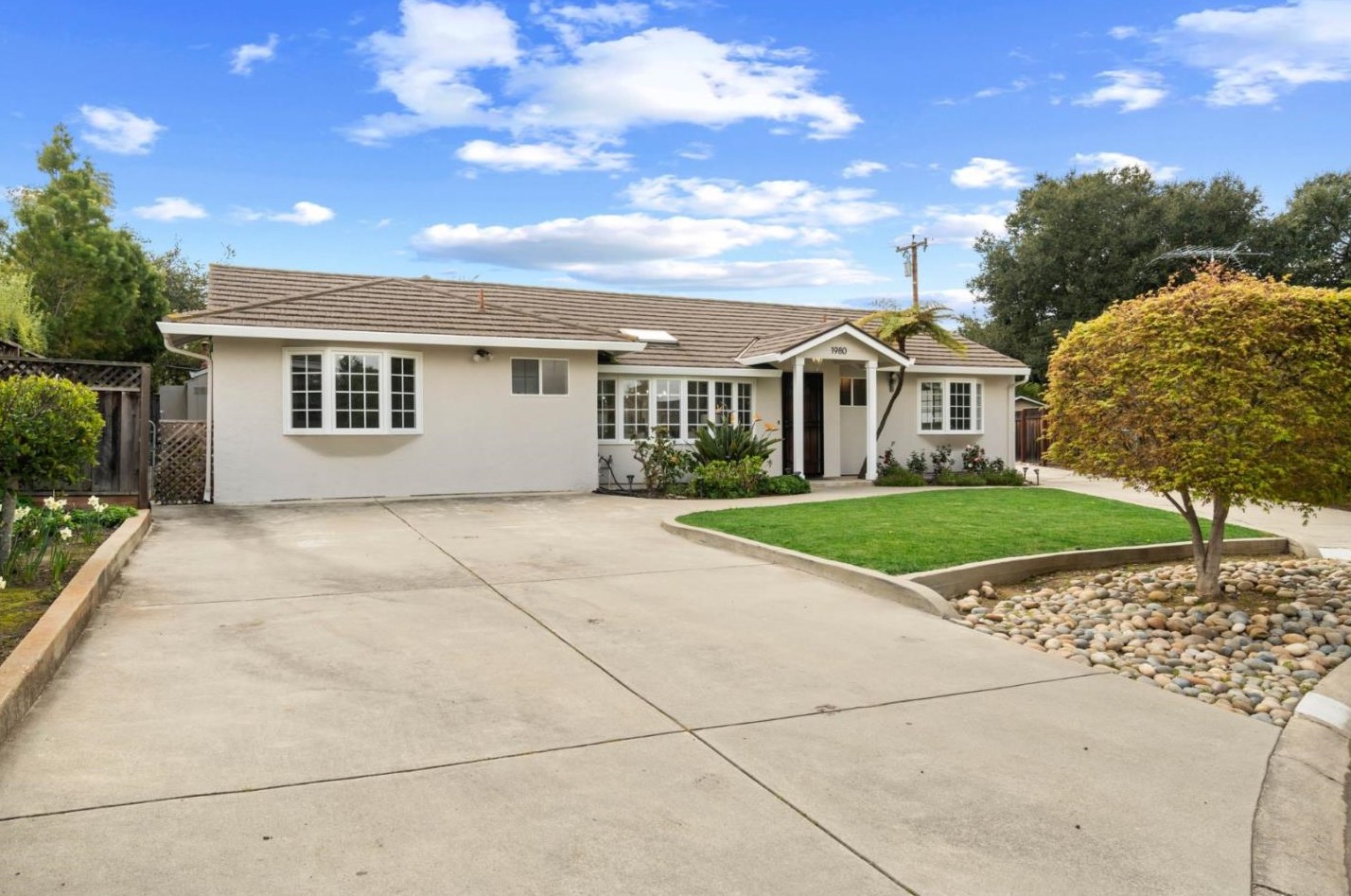 1980 Alford Ave, Los Altos CA  94024-6902 exterior