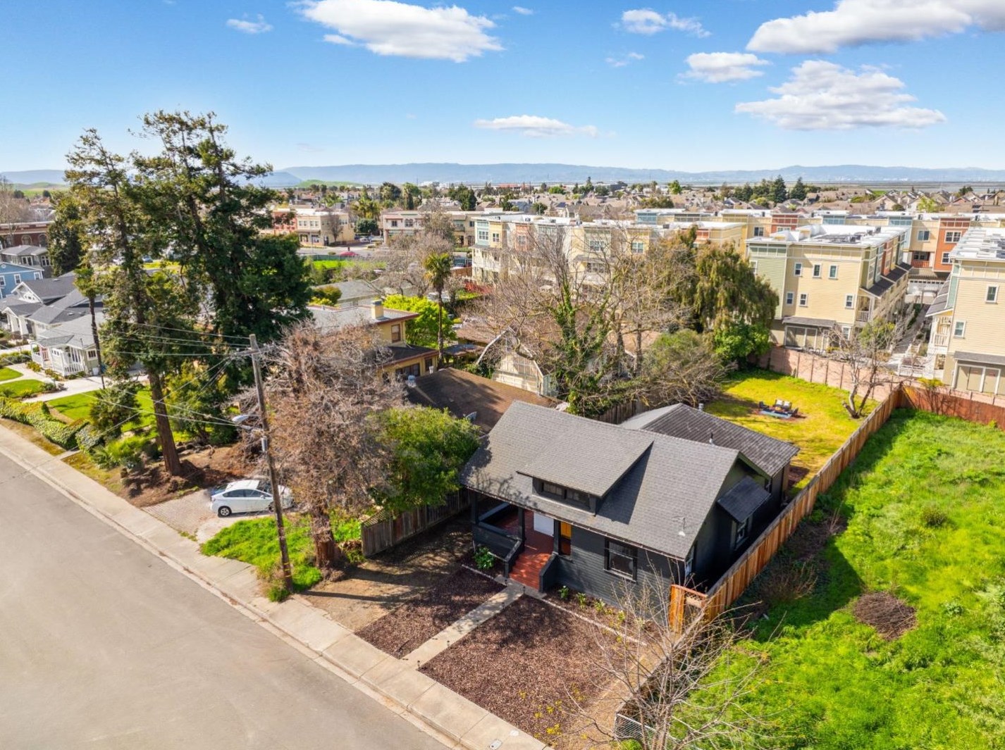 30803 Vallejo St, Union City CA  94587-1601 exterior