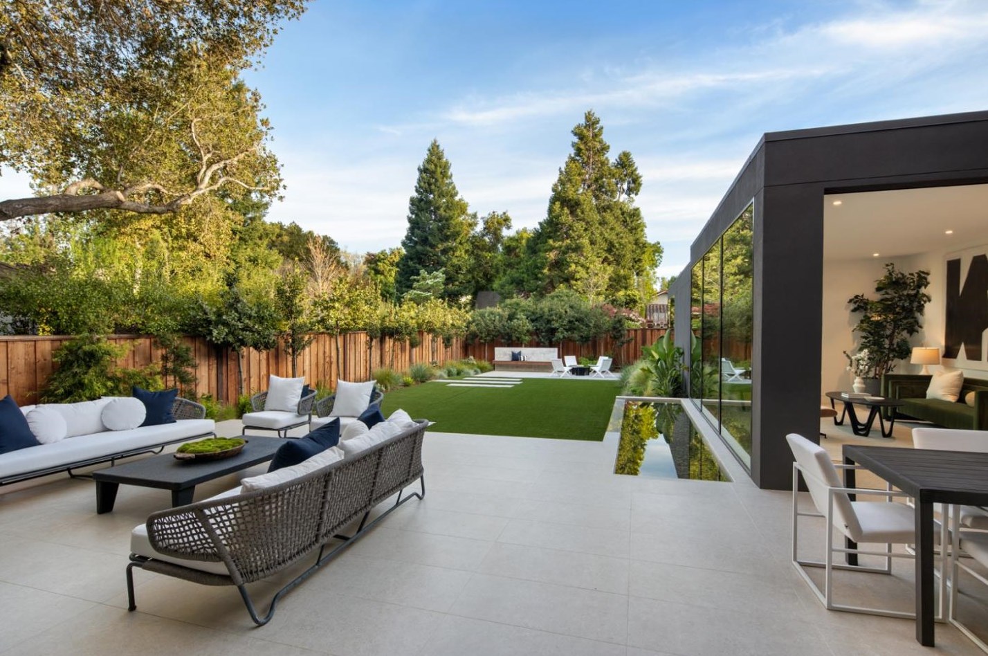 1144 Forest Ave, Palo Alto CA  94301-3032 exterior