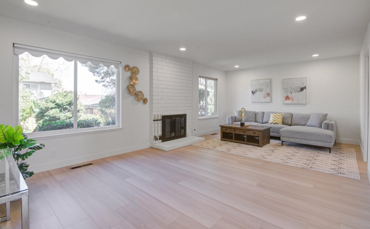 945 Erica Dr, Sunnyvale CA  94086-8212 exterior