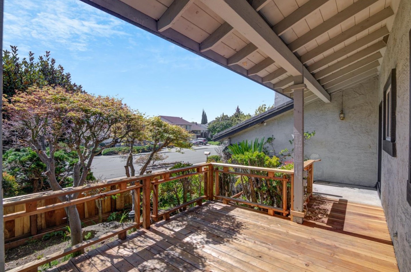 945 Erica Dr, Sunnyvale CA  94086-8212 exterior