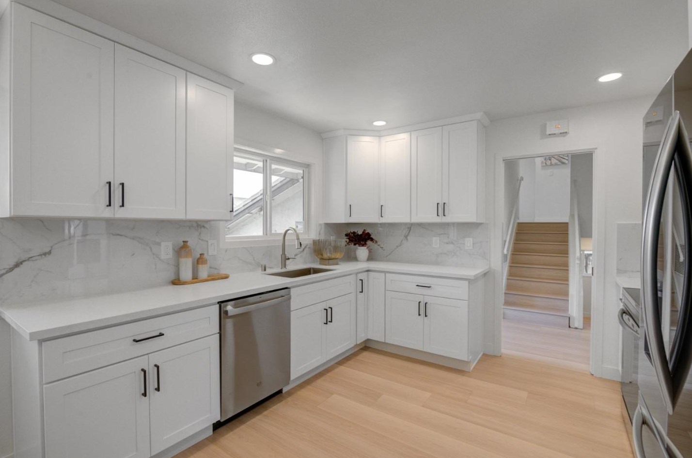 945 Erica Dr, Sunnyvale CA  94086-8212 exterior